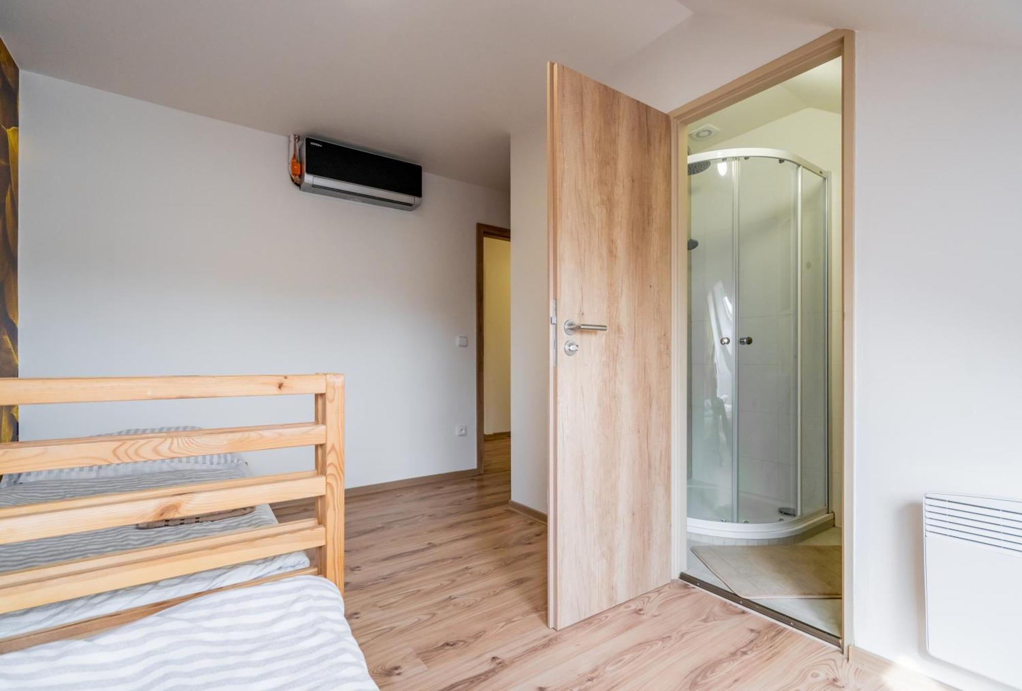 Aroma Gold Hotel Dolní Bousov Buitenkant foto